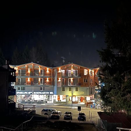 Hotel Rosengarten Madonna エクステリア 写真